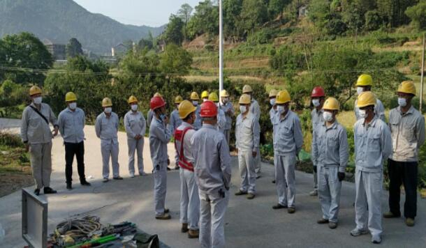 中方縣供電公司：積極開展現場培訓 不斷提升員工技能水平