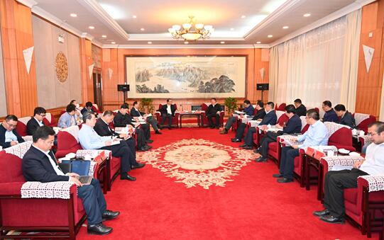 國家電投黨組副書記、總經(jīng)理江毅拜會青海省領導并調研黃河公司