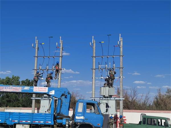 阿拉善電業(yè)局烏力吉供電分局 戍守邊防，電力護(hù)航