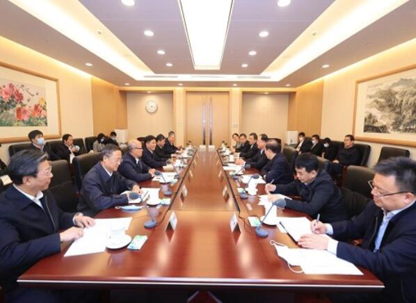 國家電網(wǎng)公司毛偉明、辛保安與生態(tài)環(huán)境部黨組書記孫金龍、部長黃潤秋舉行會談