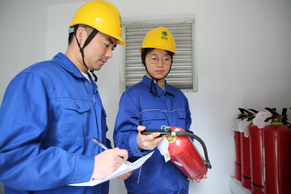 國(guó)網(wǎng)寧?？h供電公司持續(xù)深化“電網(wǎng)百日撣塵”專項(xiàng)行動(dòng)