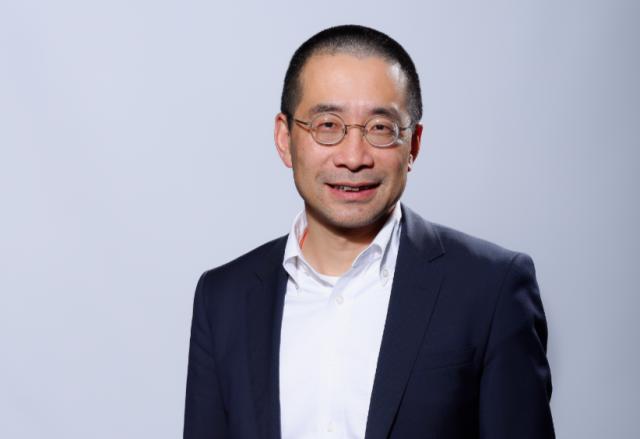 施耐德電氣全球執(zhí)行副總裁、中國區(qū)總裁尹正：提升能源效率助力實現(xiàn)碳中和