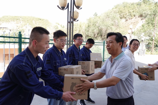 凝“新”聚力！劉家峽水電廠暖心關(guān)愛助“后浪”起航