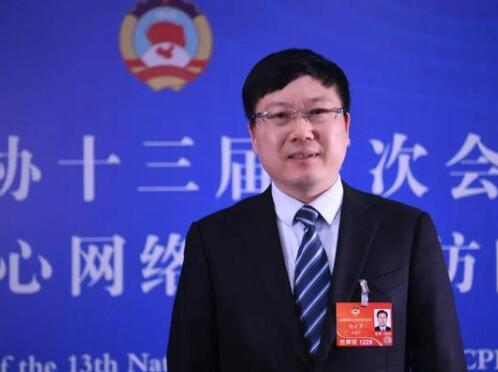 【兩會】云南聯(lián)通總經(jīng)理張云勇：發(fā)揮通信央企數(shù)字經(jīng)濟發(fā)展主力軍作用，推進(jìn)5G公眾應(yīng)用健康發(fā)展