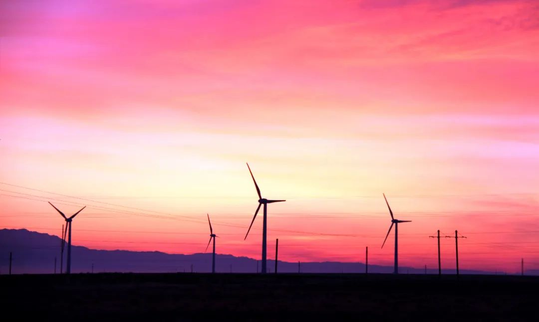 新疆首個(gè)水風(fēng)光儲一體化清潔能源大基地建設(shè)啟動(dòng)