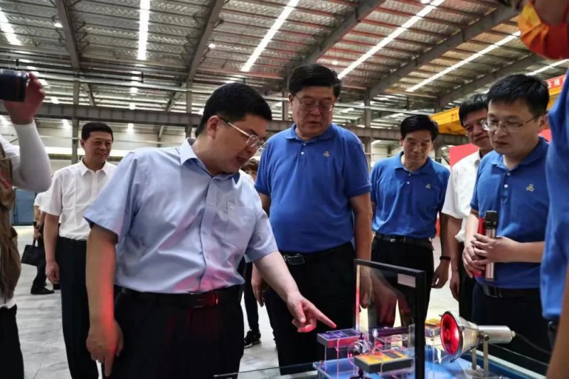 總投資約20億！滕州金晶智能制造Low-E節(jié)能玻璃產(chǎn)業(yè)鏈項目一期投產(chǎn)