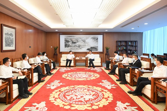 舒印彪鄧建玲會見保定市委書記黨曉龍、市長閆繼紅