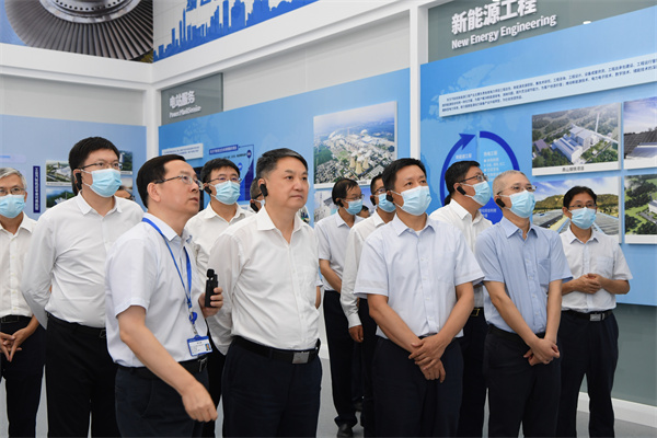 華電集團黨組書記、董事長溫樞剛與東方電氣黨組書記、董事長俞培根舉行會談