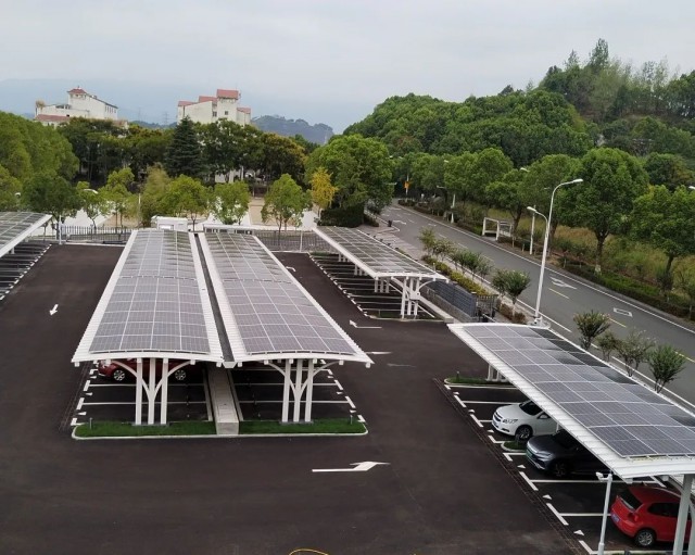 光儲充一體化停車場，實現(xiàn)零碳出行新風尚