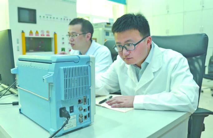 李智誠:潛心攻克儲能技術(shù)難題