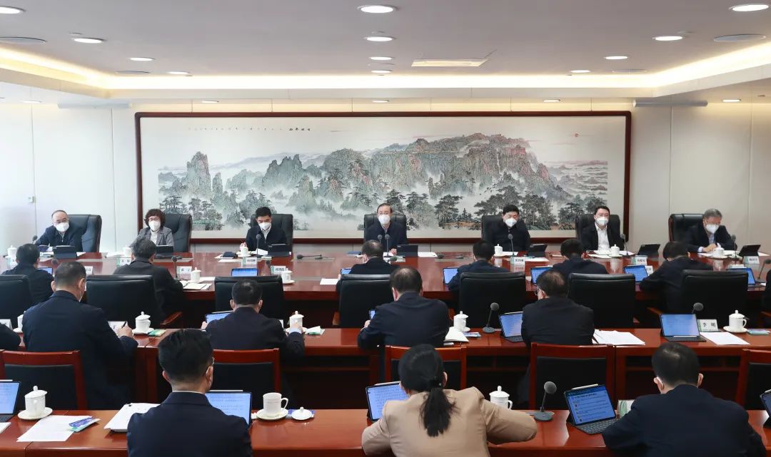 國家電網(wǎng)公司黨組傳達學習貫徹習近平總書記近期重要講話精神