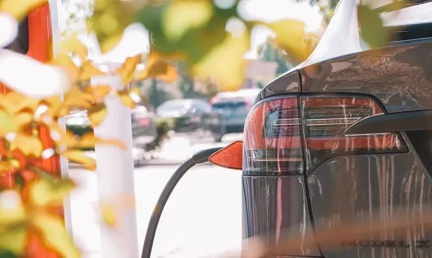 國(guó)補(bǔ)退出,新能源汽車掀起價(jià)格戰(zhàn)