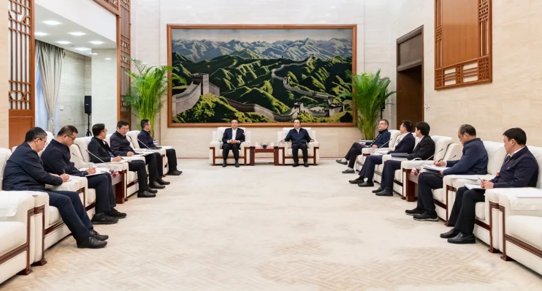 大唐集團(tuán)黨組書記、董事長鄒磊會見哈電集團(tuán)黨委書記、董事長曹志安