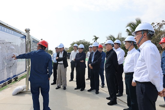 華能集團(tuán)外部董事到海南分公司及昌江、石島灣核電基地調(diào)研