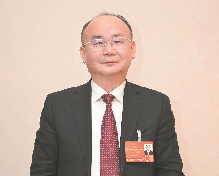 優(yōu)質(zhì)供電服務(wù)助力裝備制造業(yè)高質(zhì)量發(fā)展——訪全國(guó)人大代表、楚天科技股份有限公司董事長(zhǎng)兼總裁唐岳