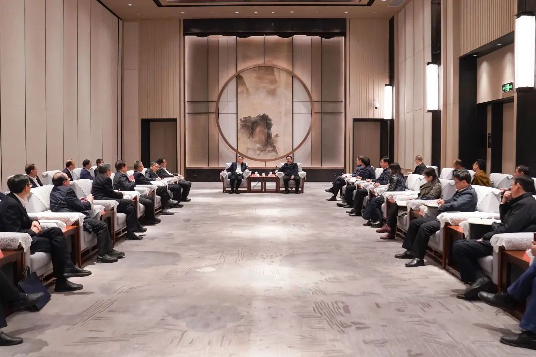 華能集團(tuán)黨組書(shū)記、董事長(zhǎng)溫樞剛拜會(huì)雄安新區(qū)黨工委書(shū)記、管委會(huì)主任張國(guó)華