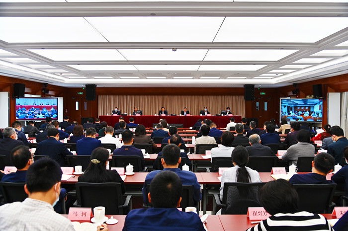 國(guó)家能源局召開(kāi)學(xué)習(xí)貫徹習(xí)近平新時(shí)代中國(guó)特色社會(huì)主義思想主題教育動(dòng)員部署會(huì)