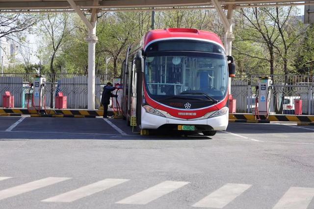 北京清潔能源、新能源公交車占比已超九成