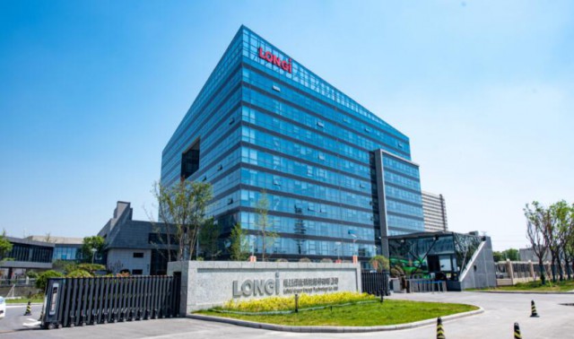 隆基綠能：組件出貨量三連冠，凈利潤(rùn)148億！