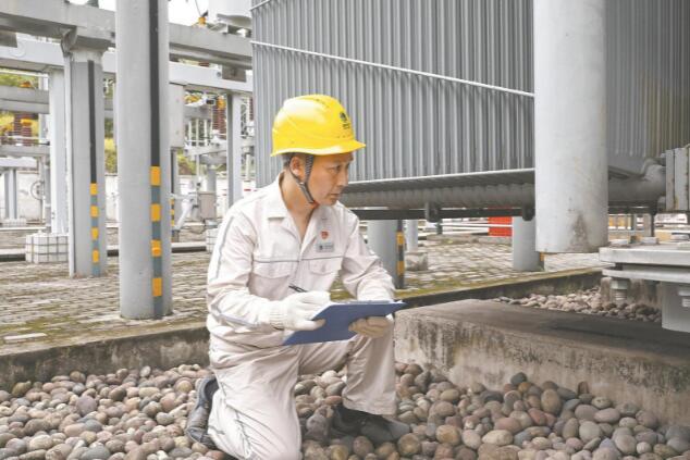 26年，變電運維一線的耕耘與創(chuàng)新——記全國五一勞動獎?wù)芦@得者池永