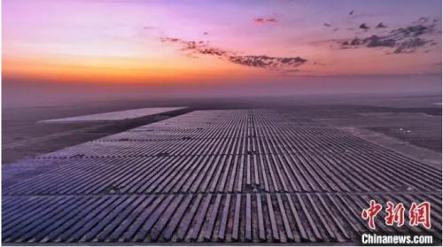 中國能建建成西北首個(gè)光、儲(chǔ)、氫、熱一體化項(xiàng)目!