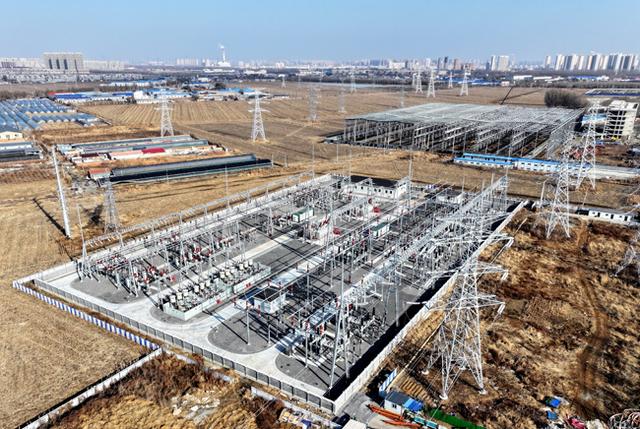 國(guó)網(wǎng)沈陽(yáng)供電公司投運(yùn)“一線(xiàn)、一站” 迎峰度冬添保障