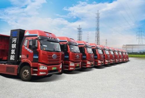 河鋼首座商業(yè)化氫油綜合站投入試運營近日，河鋼工業(yè)技術(shù)建設(shè)的河鋼首座商業(yè)化氫油綜合站正式投入試運營。新投入運營的商業(yè)化氫油綜合站采用35MPa加氫工藝，擁有1000kg/d的加氫能力。  這是河鋼工業(yè)技