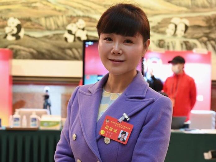 四川省政協(xié)委員李佳蔚：四川要優(yōu)化碳產(chǎn)品、參與碳交易，不斷完善碳設(shè)施