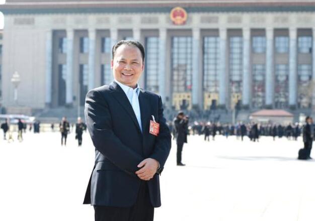 【兩會好聲音】全國人大代表劉漢元：光伏產(chǎn)能階段性過剩是正常的，有效推動能源轉型才是本質