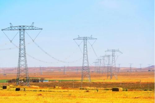 湖南省能源局局長(zhǎng)湯吉鴻: 湖南風(fēng)光裝機(jī)22.24GW,歷史性超過水電成為第二大電源