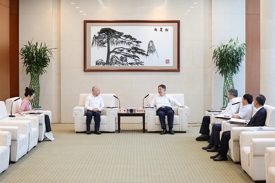 華能集團黨組書記、董事長溫樞剛會見?？谑惺虚L丁暉