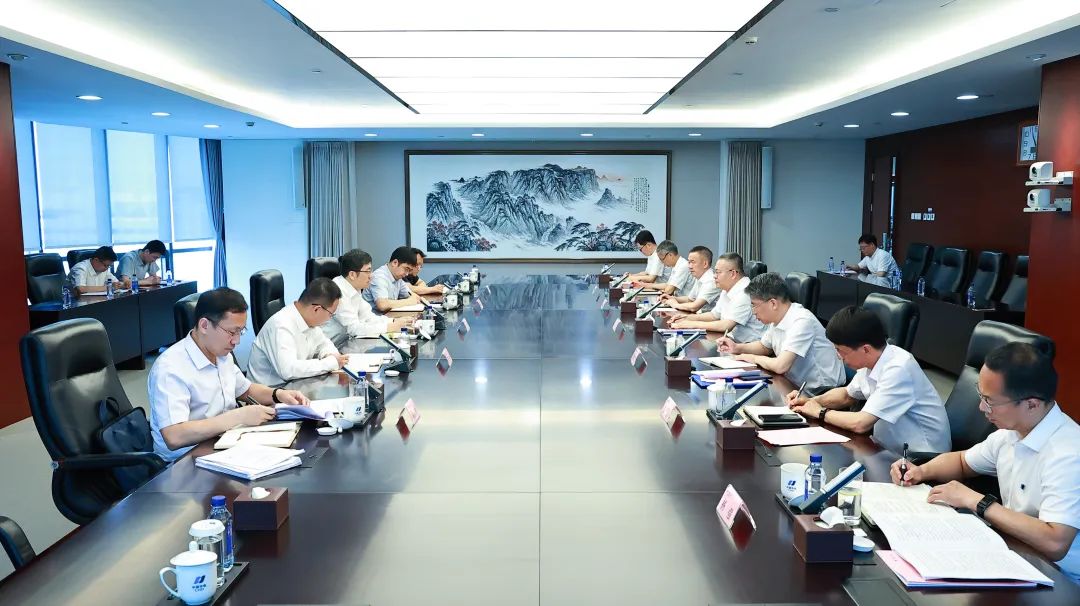 國家能源局黨組成員、副局長何洋到中國華電開展專題調(diào)研