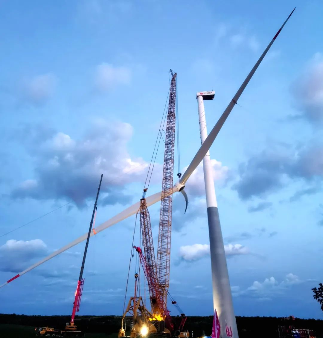 總計(jì)30臺(tái)！黑龍江北安建華風(fēng)電項(xiàng)目150兆瓦混塔風(fēng)機(jī)吊裝收官