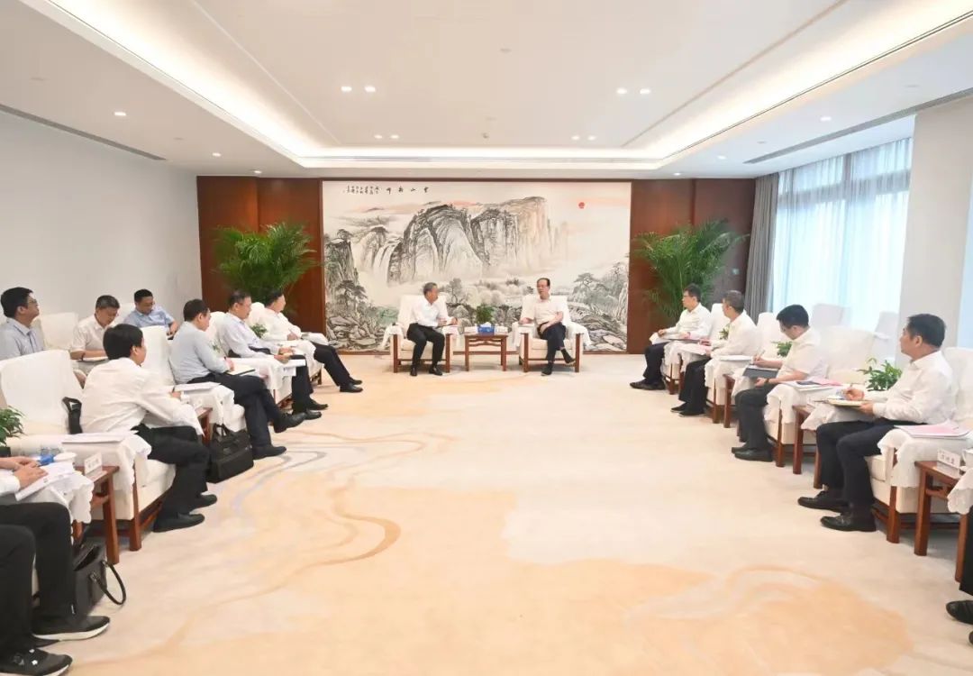 中國(guó)電建黨委書記、董事長(zhǎng)丁焰章會(huì)見(jiàn)南瑞集團(tuán)董事長(zhǎng)、黨委書記山社武