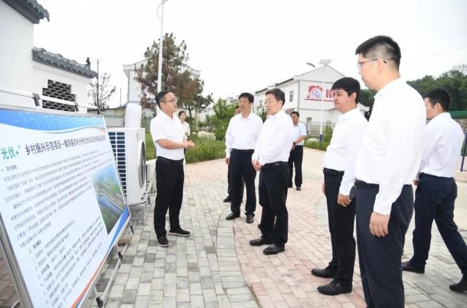 中國電氣裝備黨委書記、董事長李洪鳳赴陜西省麟游縣調(diào)研定點幫扶工作