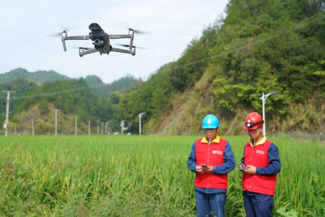 無人機(jī)巡檢，助力迎峰度夏保供電