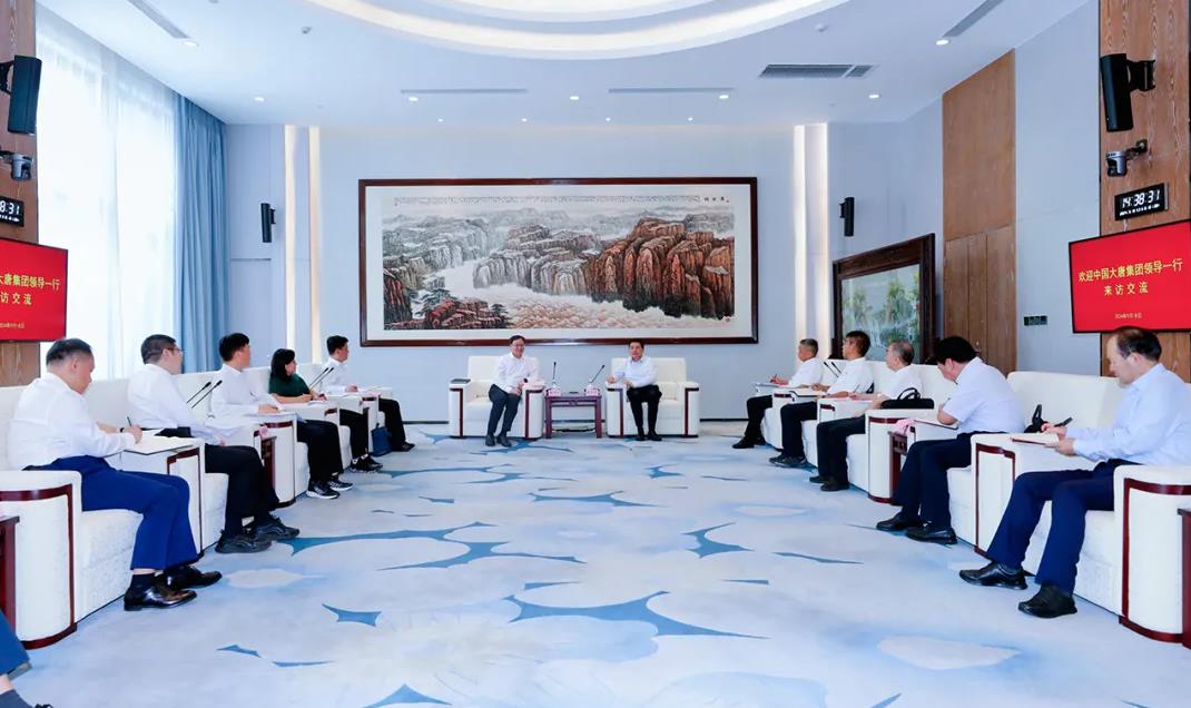 大唐集團黨組副書記、總經(jīng)理張傳江與陜煤集團黨委書記、董事長張文琪會談