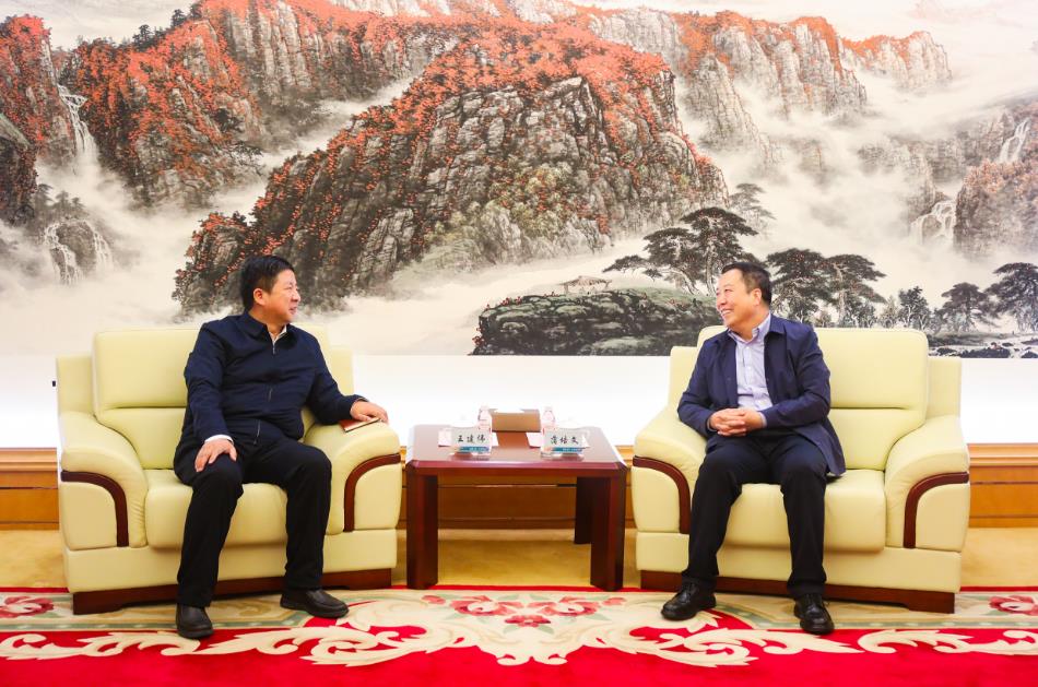 大唐甘肅公司黨委書記、董事長王建偉與甘肅電投集團黨委書記、董事長蒲培文會談