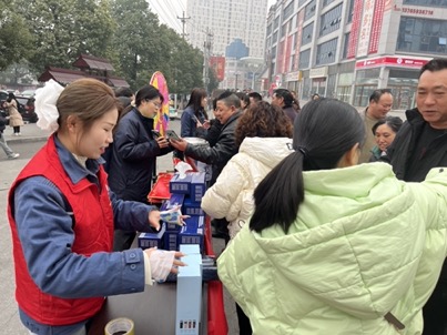 貴州遵義正安供電局：供電送祝福，情暖返鄉(xiāng)路