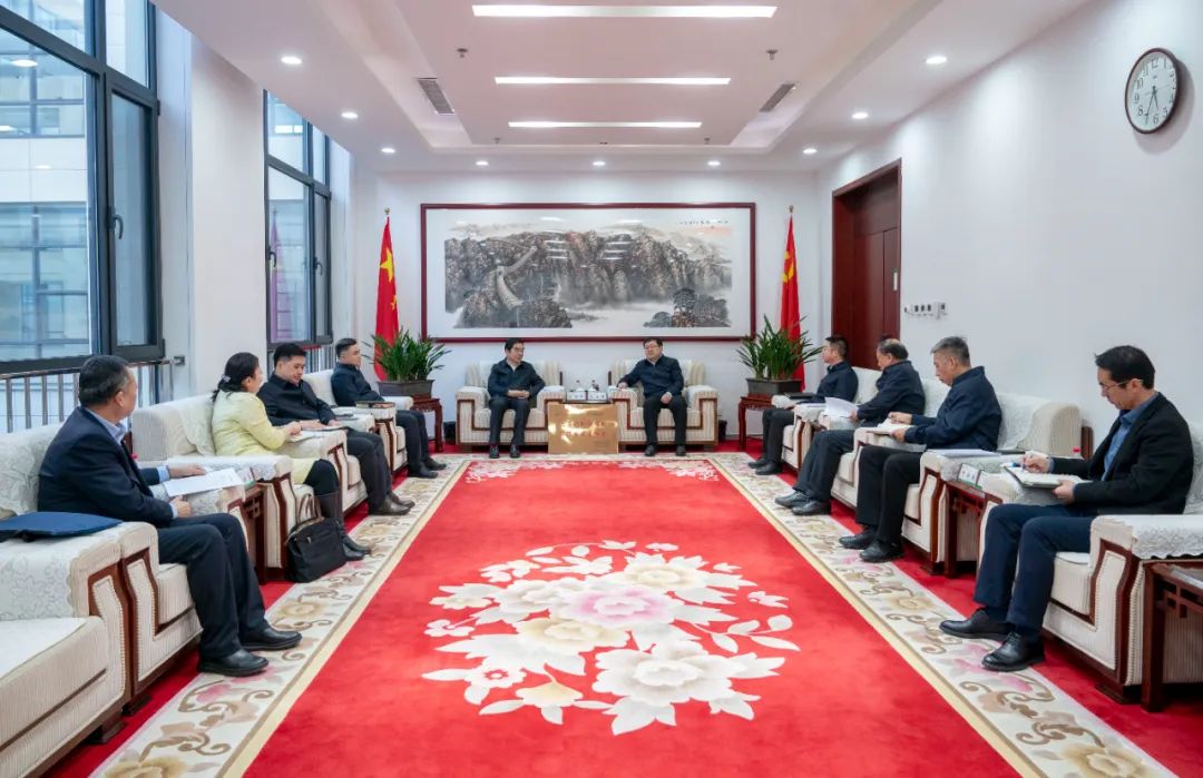 內(nèi)蒙古電力集團與包頭市委、市政府交流座談