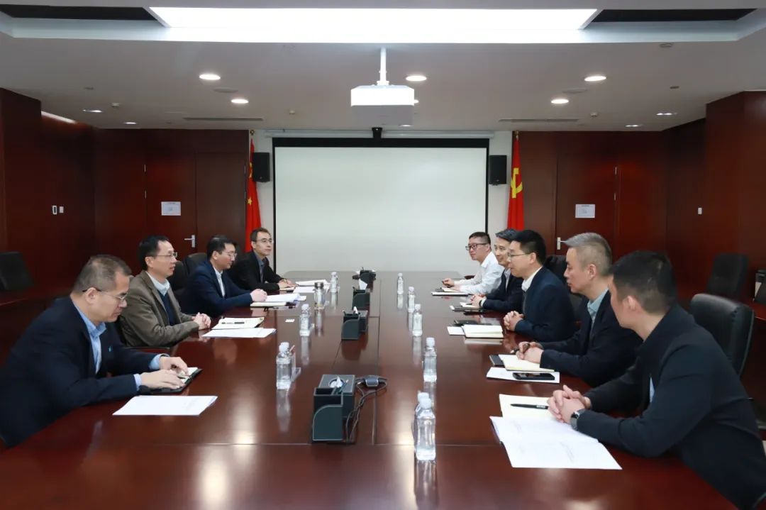 華電物資公司總經(jīng)理葉德杰會(huì)見(jiàn)亨通電力產(chǎn)業(yè)集團(tuán)副總裁王新國(guó)一行